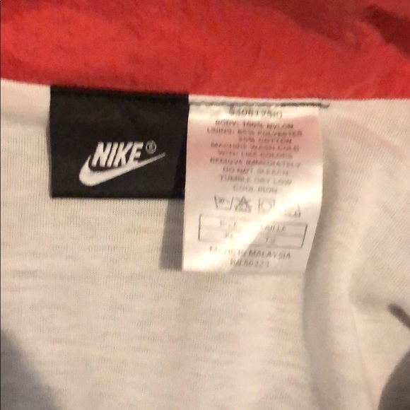 VTG Nike Windbreaker - Picture 3 of 5